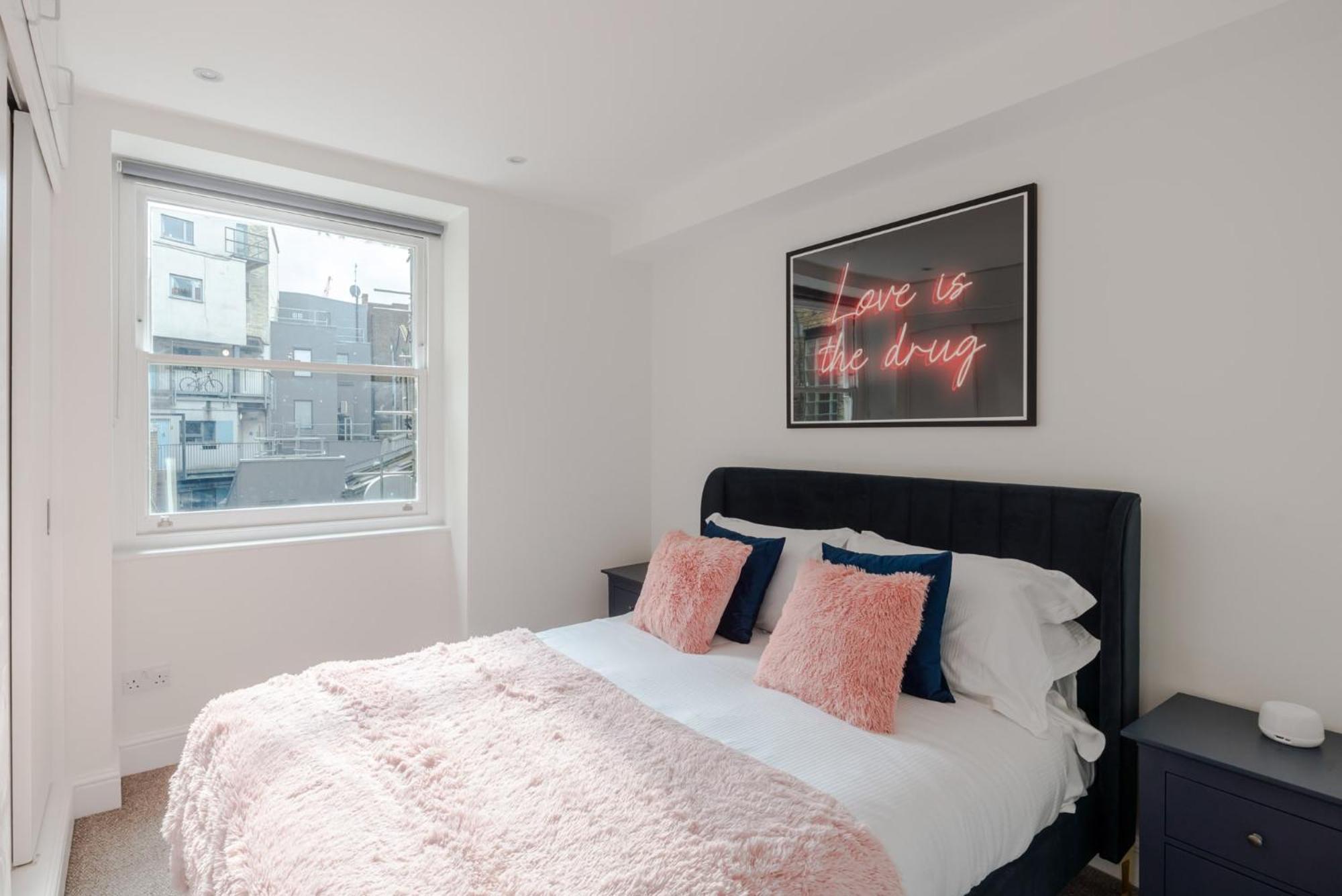 The Sensual Breeze - Fitzrovia - Frankie Says Apartment London Luaran gambar
