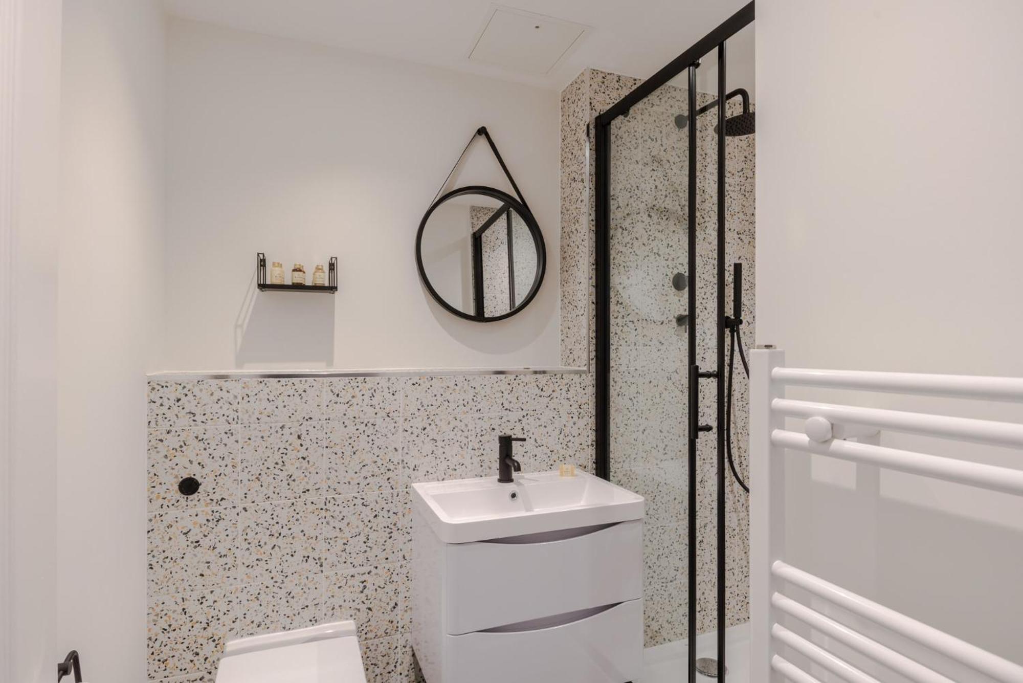 The Sensual Breeze - Fitzrovia - Frankie Says Apartment London Luaran gambar